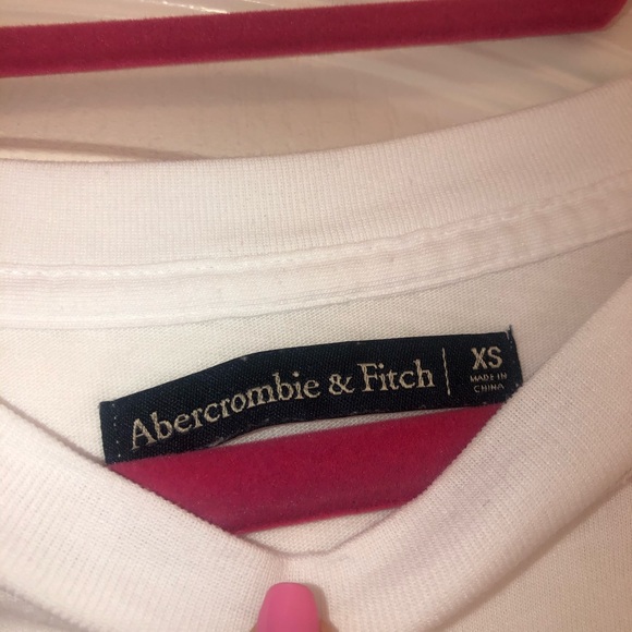 NWOT t-shirt with tule at bottom! - Picture 3 of 4